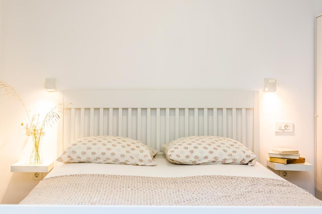 Adris Apartments Omis Bagian luar foto
